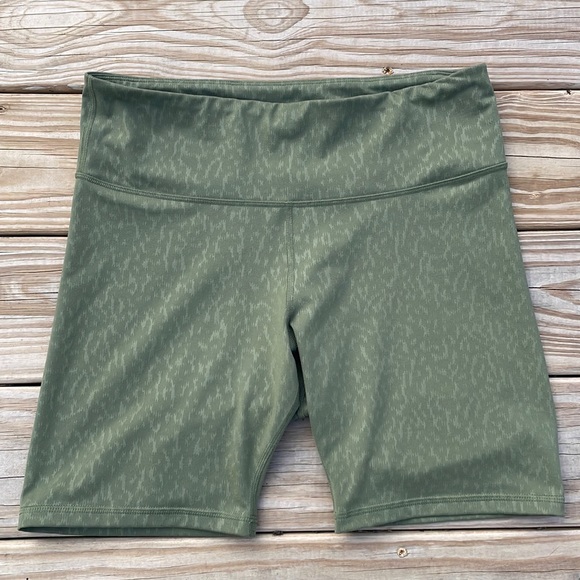 Old Navy Pants - Old Navy Active Biker Shorts